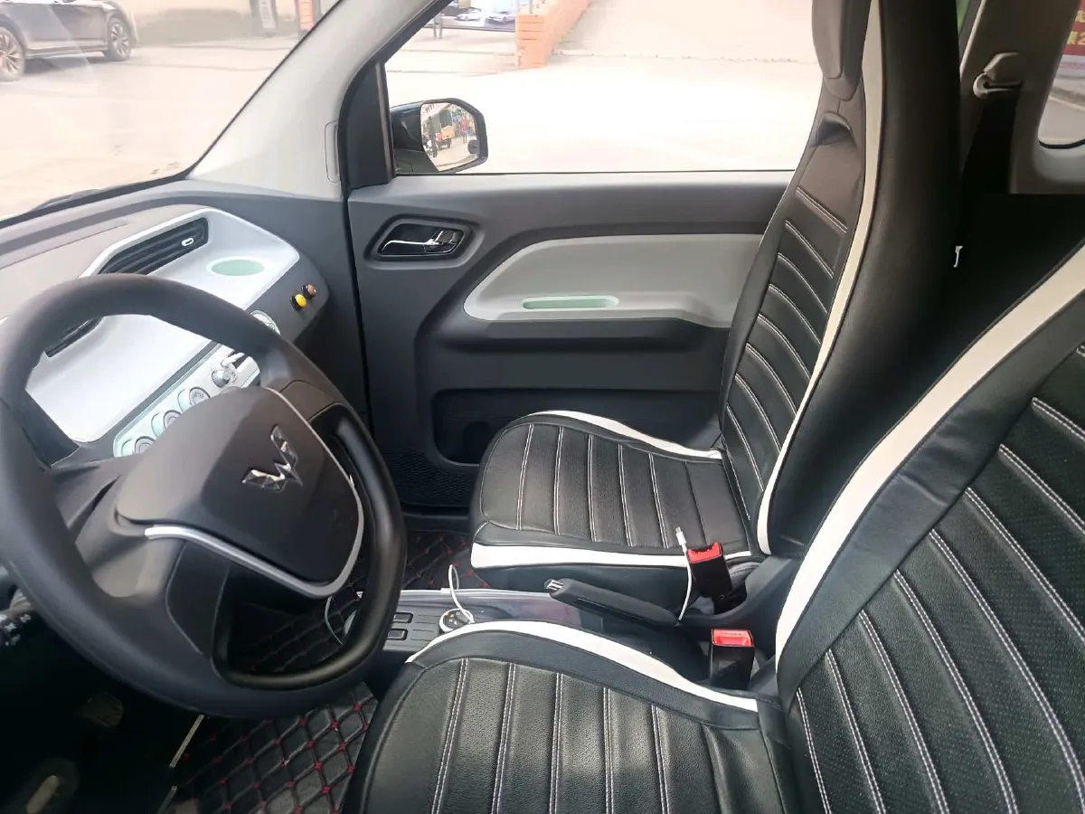 2020 WuLing HongGuang MINI EV BEV 9.3KWH,autocango,china used car exporter,china ev exporter,chinese used car exporter,chinese used ev exporter