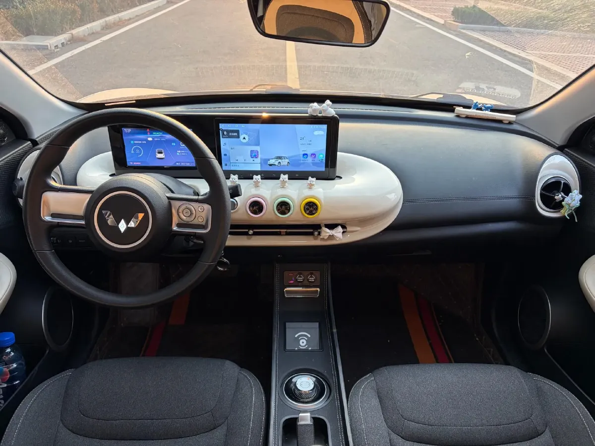 2024 WuLing BinGuo BEV 17.3KWH,autocango,china used car exporter,china ev exporter,chinese used car exporter,chinese used ev exporter