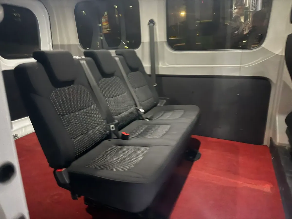 2022 JMC YuHu 9 2.0T 220HP L4 6MT,autocango,china used car exporter,china ev exporter,chinese used car exporter,chinese used ev exporter