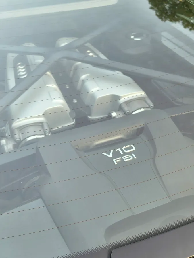 2016 Audi R8 5.2L 611HP V10 7DCT,autocango,china used car exporter,china ev exporter,chinese used car exporter,chinese used ev exporter