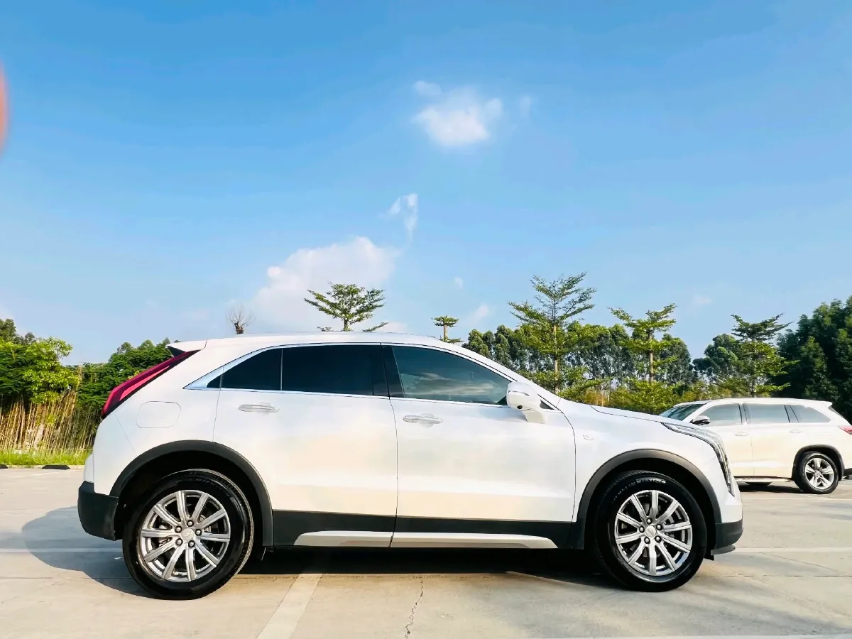 2021 Cadillac XT4 2.0T 237HP L4 9AT,autocango,china used car exporter,china ev exporter,chinese used car exporter,chinese used ev exporter