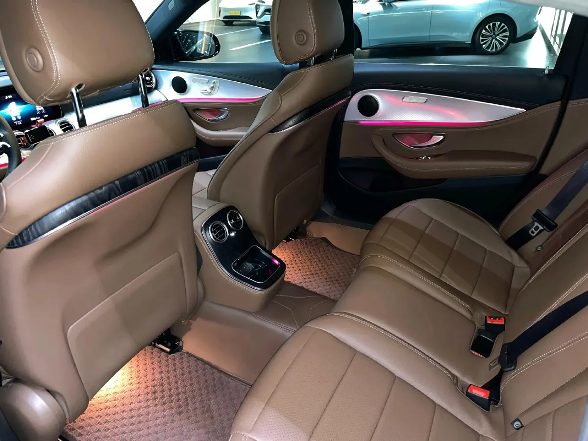 2023 Mercedes-Benz E Class 2.0T 258HP L4 9AT,autocango,china used car exporter,china ev exporter,chinese used car exporter,chinese used ev exporter