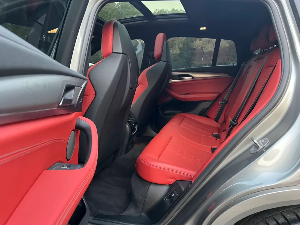 2021 BMW X4 M 3.0T 510HP L6 8AT,autocango,china used car exporter,china ev exporter,chinese used car exporter,chinese used ev exporter