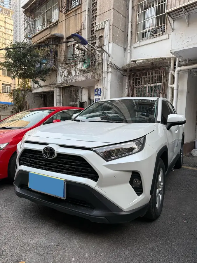 2022 Toyota RAV4 2.0L 171HP L4 CVT