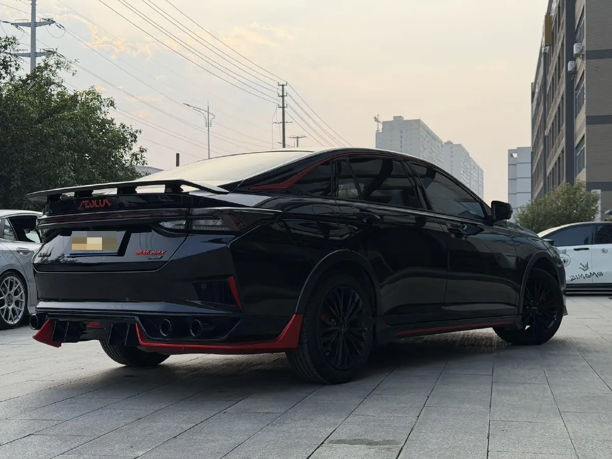 2021 DongFeng Aeolus YiXuan MAX 1.5T 190HP L4 7DCT,autocango,china used car exporter,china ev exporter,chinese used car exporter,chinese used ev exporter