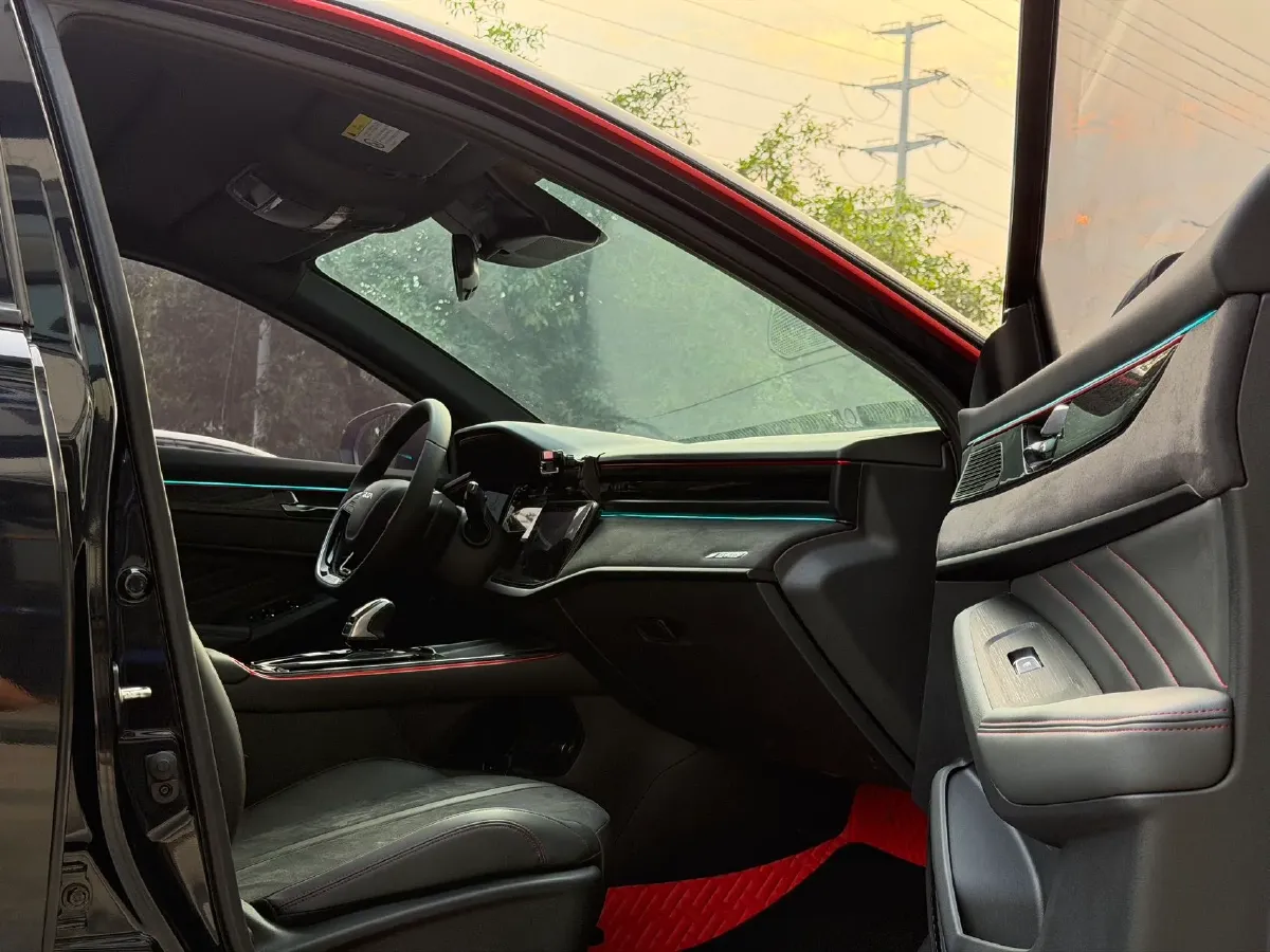 2021 DongFeng Aeolus YiXuan MAX 1.5T 190HP L4 7DCT,autocango,china used car exporter,china ev exporter,chinese used car exporter,chinese used ev exporter