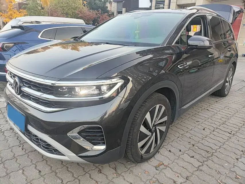 2022 Volkswagen Talagon 2.0T 220HP L4 7DCT