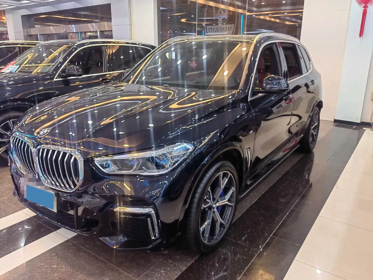 2022 BMW X5 3.0T 333HP L6 8AT,autocango,china used car exporter,china ev exporter,chinese used car exporter,chinese used ev exporter