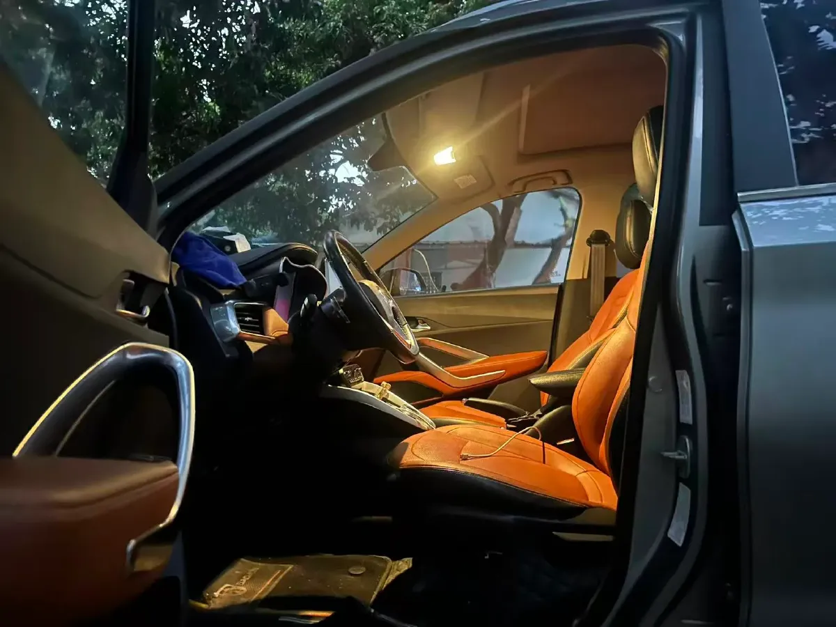 2018 KaiYi E3 1.6L 110HP L4 5MT,autocango,china used car exporter,china ev exporter,chinese used car exporter,chinese used ev exporter