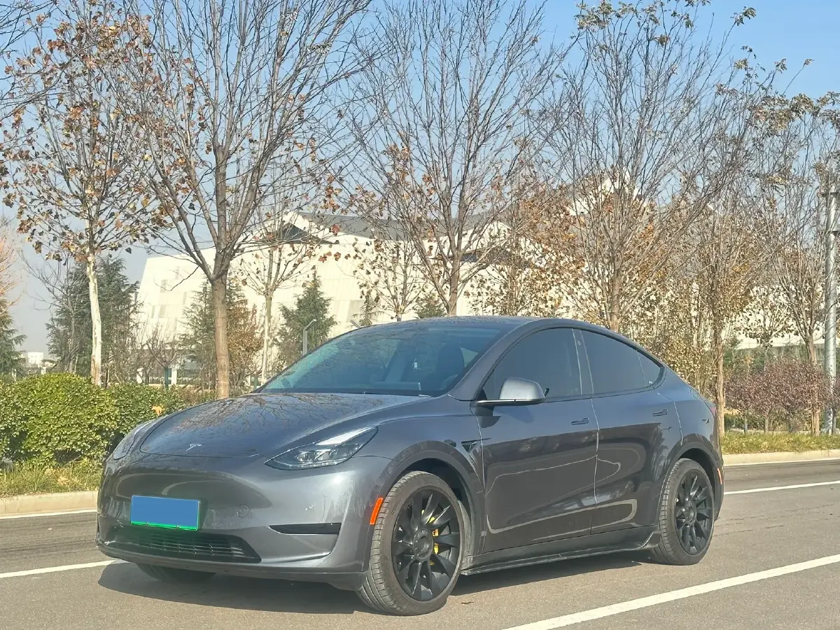 2022 Tesla Model Y BEV 60KWH