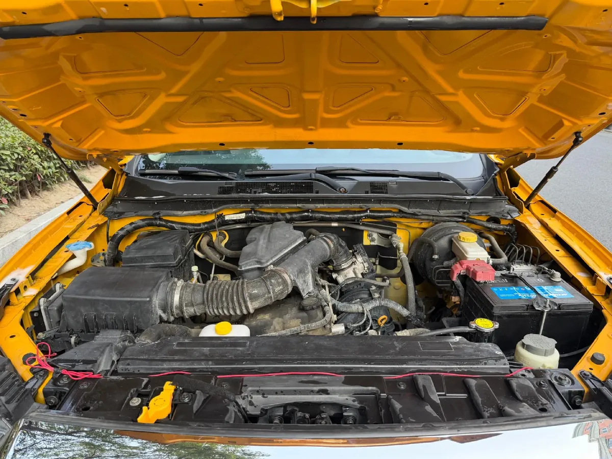 2020 Dongfeng RuiQi 6 2.4L 158HP L4 5MT,autocango,china used car exporter,china ev exporter,chinese used car exporter,chinese used ev exporter