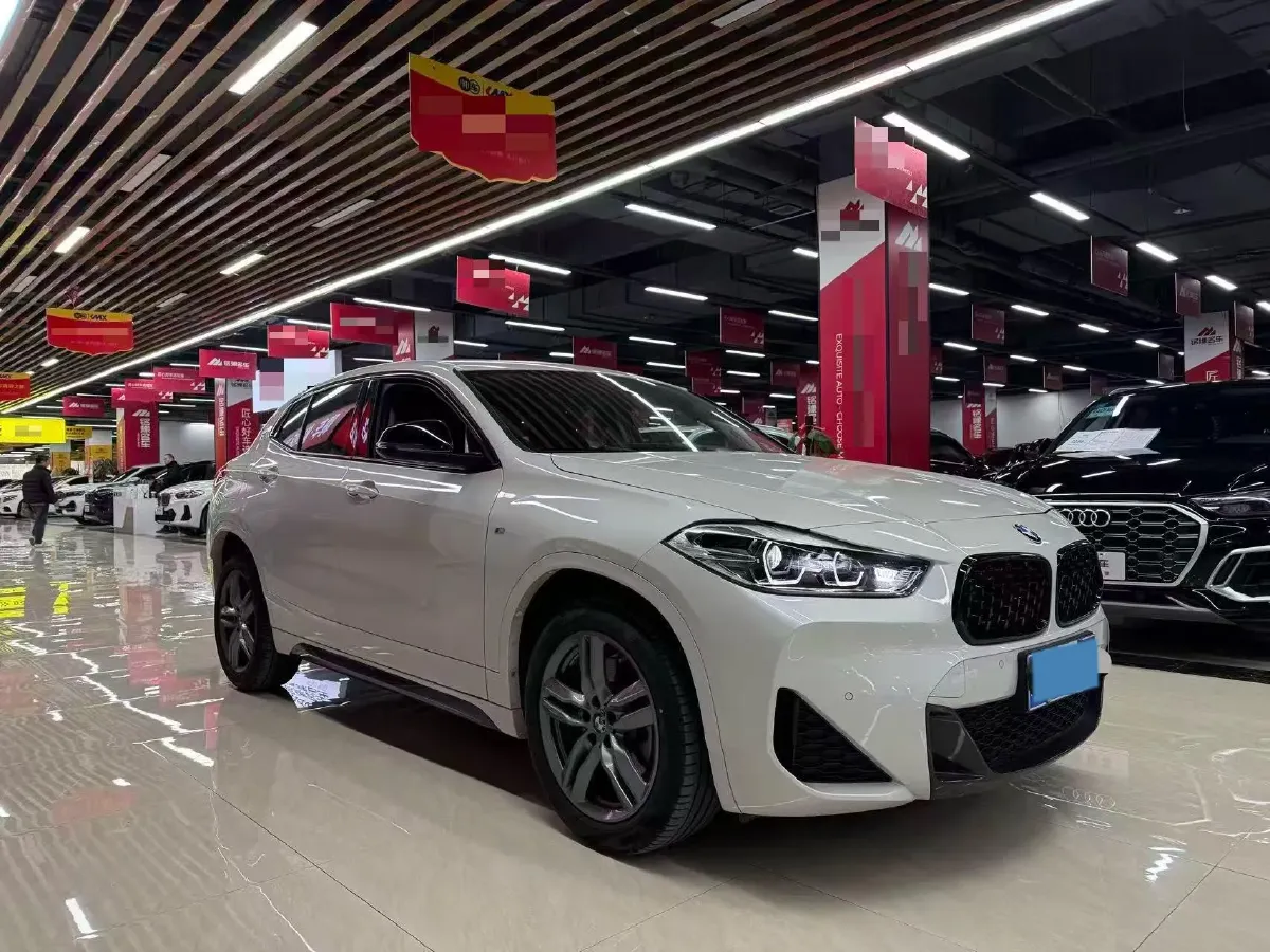 2022 BMW X2 2.0T 192HP L4 7DCT,autocango,china used car exporter,china ev exporter,chinese used car exporter,chinese used ev exporter