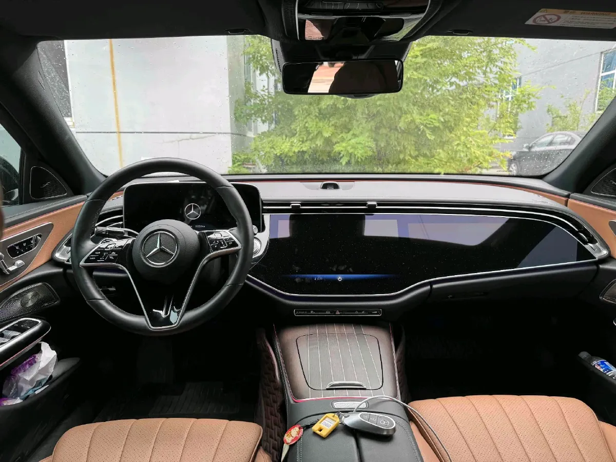 2025 Mercedes-Benz E Class 2.0T 258HP L4 9AT,autocango,china used car exporter,china ev exporter,chinese used car exporter,chinese used ev exporter