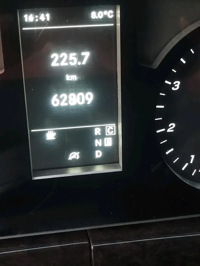 2021 Mercedes-Benz Vito 2.0T 211HP L4 9AT,autocango,china used car exporter,china ev exporter,chinese used car exporter,chinese used ev exporter