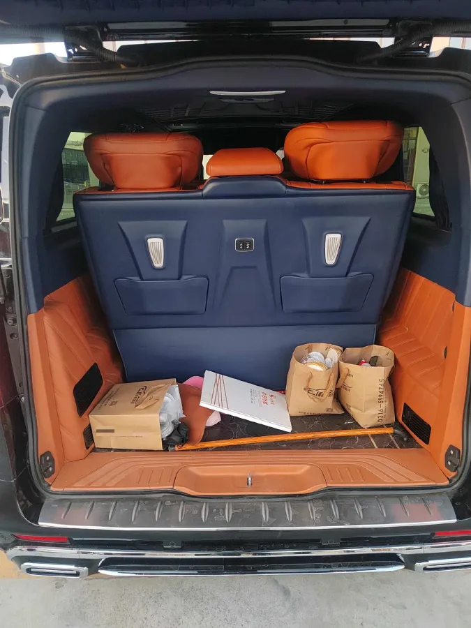 2021 Mercedes-Benz Vito 2.0T 211HP L4 9AT,autocango,china used car exporter,china ev exporter,chinese used car exporter,chinese used ev exporter