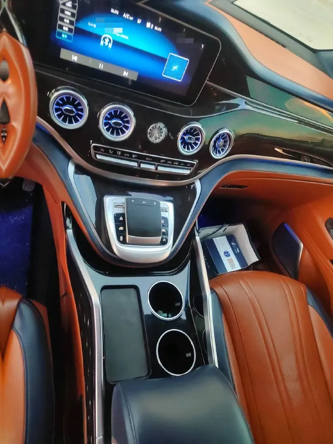 2021 Mercedes-Benz Vito 2.0T 211HP L4 9AT,autocango,china used car exporter,china ev exporter,chinese used car exporter,chinese used ev exporter