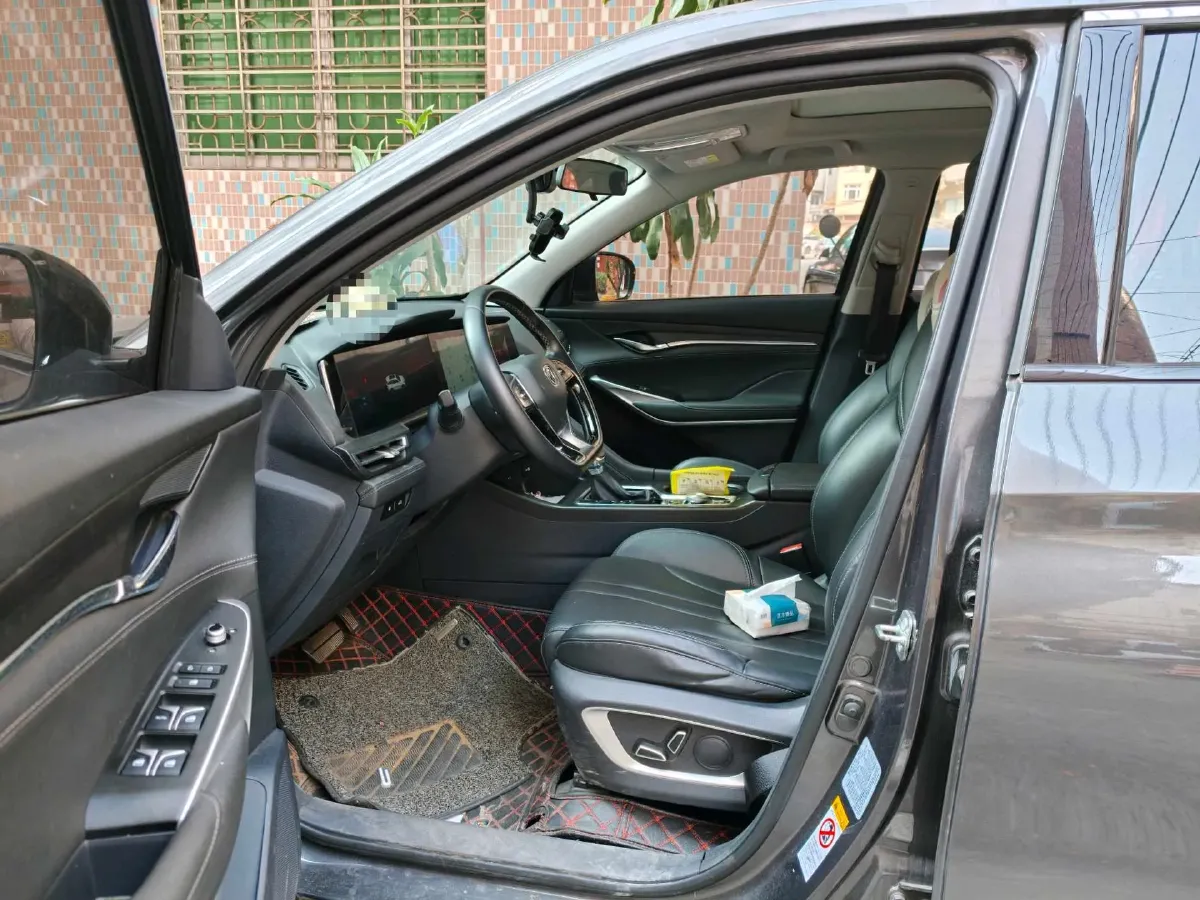 2020 ChangAn CS75 Plus 1.5T 178HP L4 6AT,autocango,china used car exporter,china ev exporter,chinese used car exporter,chinese used ev exporter