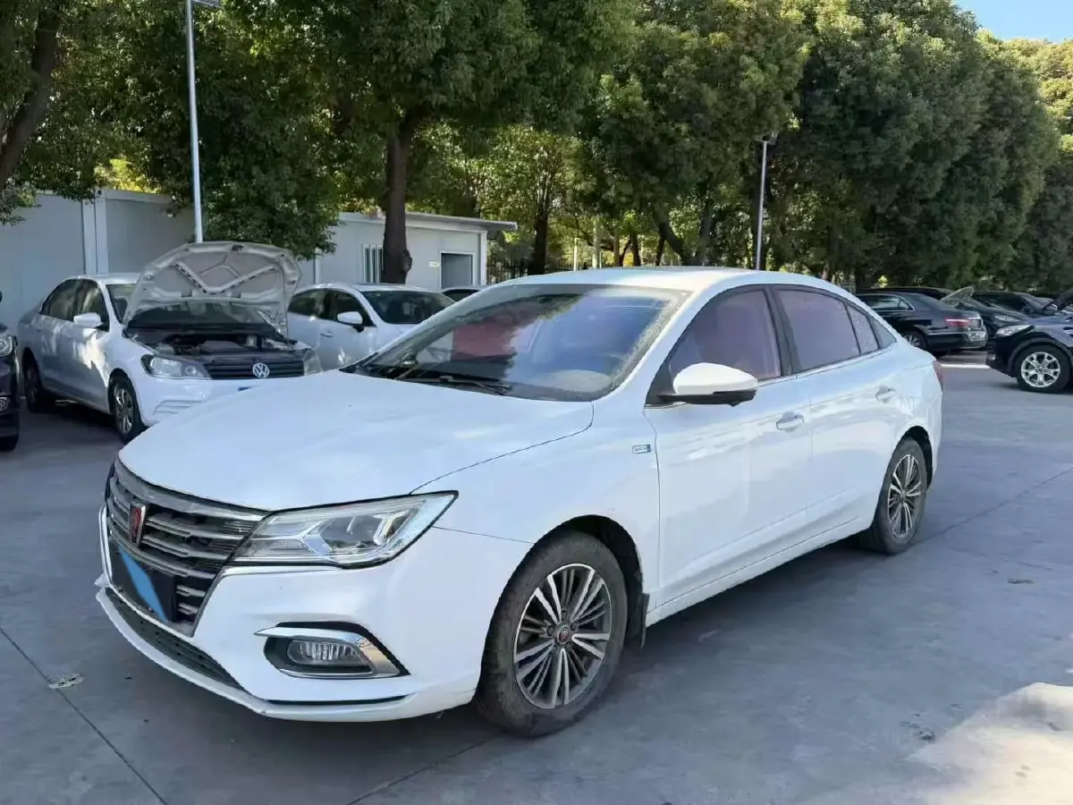 2019 Roewe i5 1.5L 120HP L4 CVT