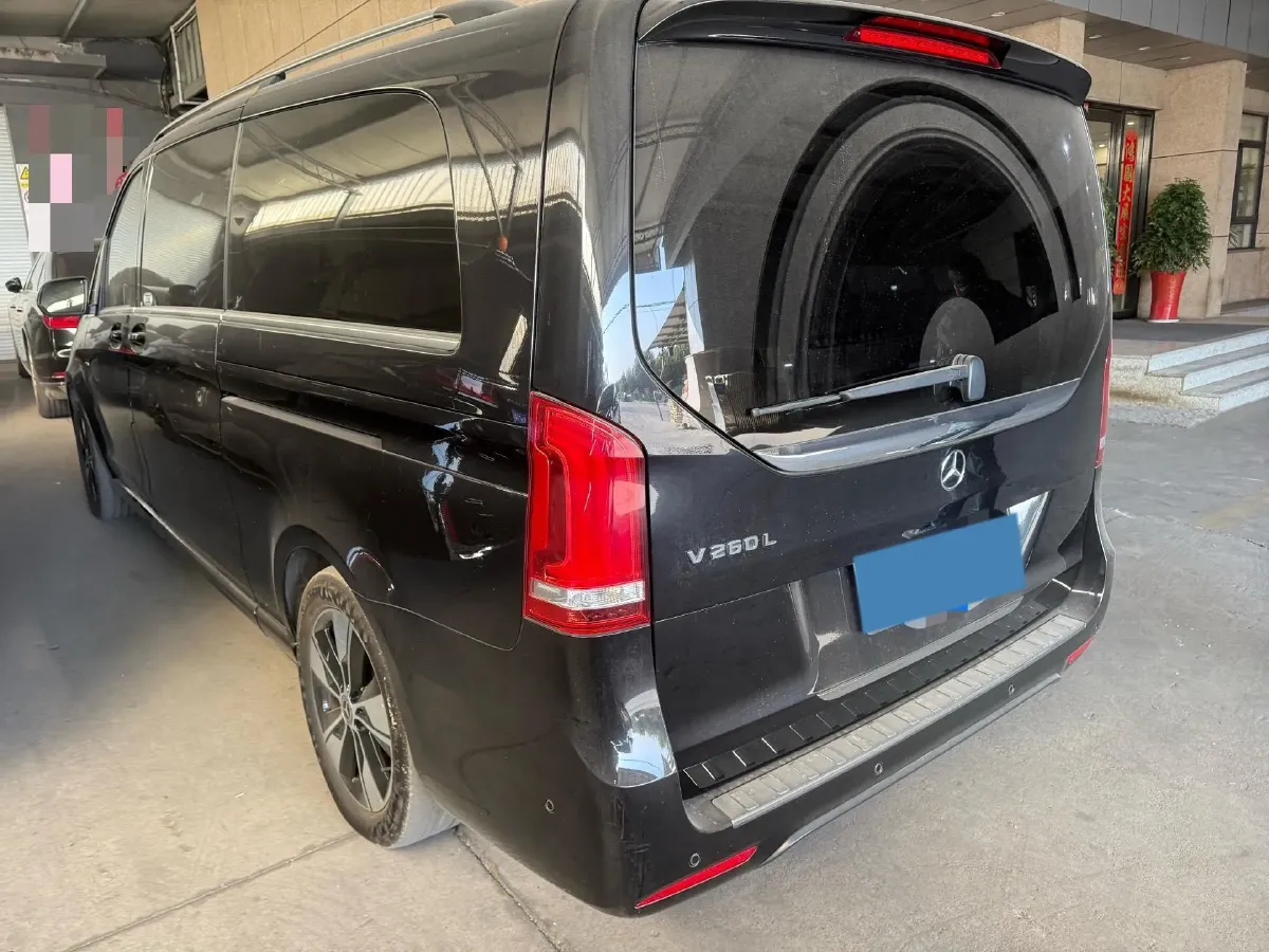 2020 Mercedes-Benz V Class 2.0T 211HP L4 9AT,autocango,china used car exporter,china ev exporter,chinese used car exporter,chinese used ev exporter