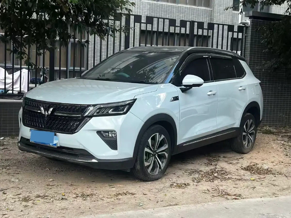 2022 WuLing XingChen 2.0L 136HP L4 1DHT Hybrid 1.8KWH