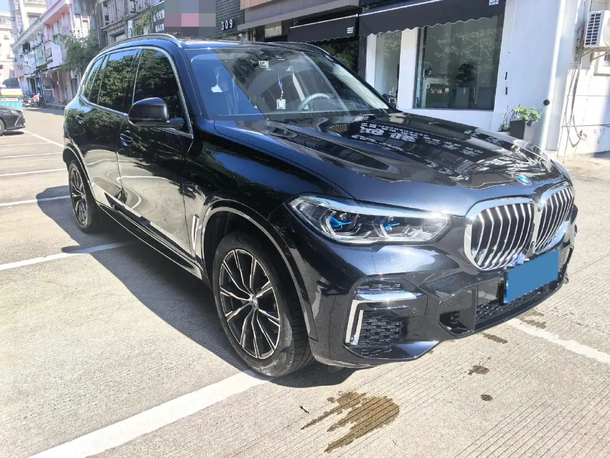 2022 BMW X5 2.0T 245HP L4 8AT,autocango,china used car exporter,china ev exporter,chinese used car exporter,chinese used ev exporter
