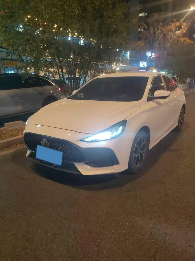 2023 MG 5 1.5L 129HP L4 CVT