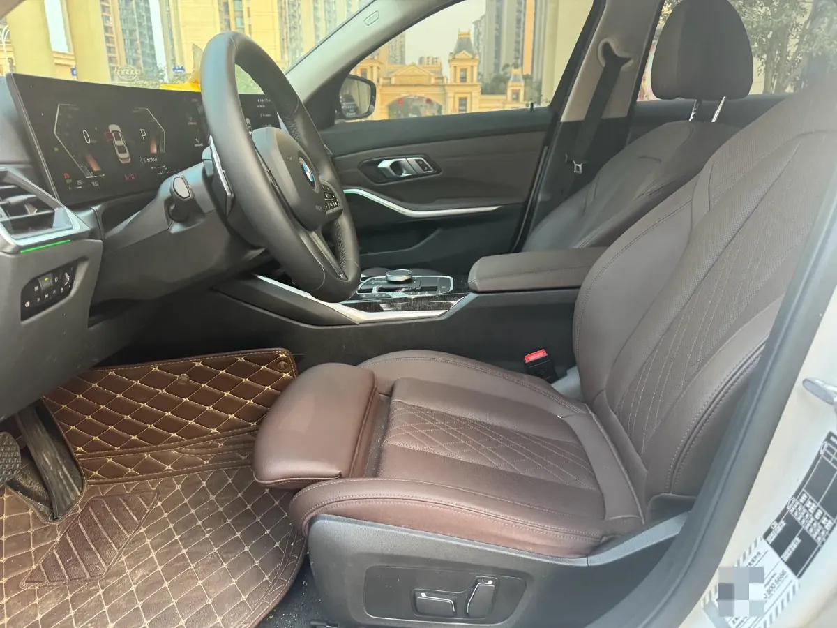 2024 BMW 3 Series 2.0T 184HP L4 8AT,autocango,china used car exporter,china ev exporter,chinese used car exporter,chinese used ev exporter