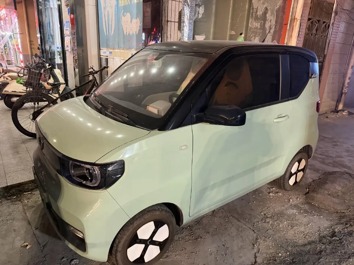 2021 WuLing HongGuang MINI EV BEV 13.9KWH