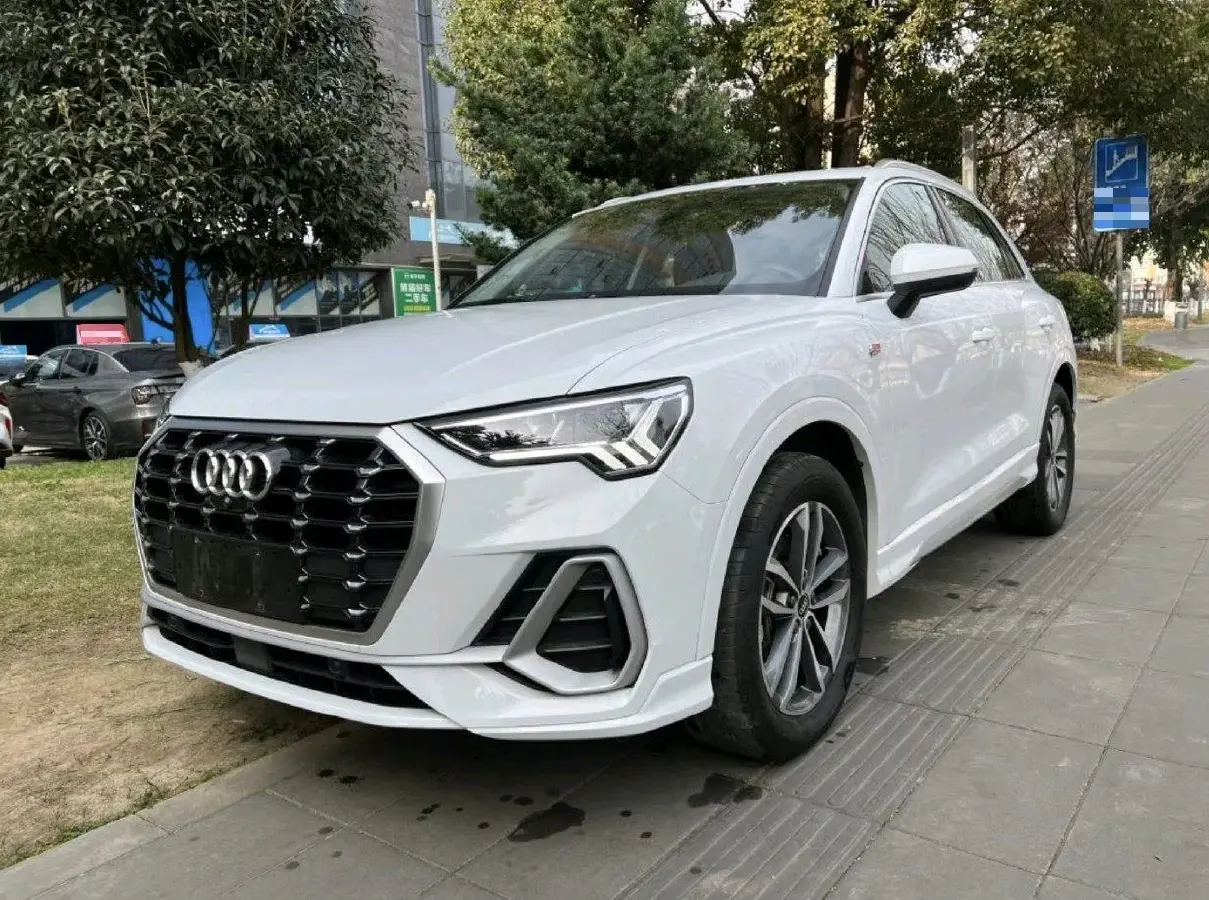 2021 Audi Q3 1.4T 150HP L4 7DCT
