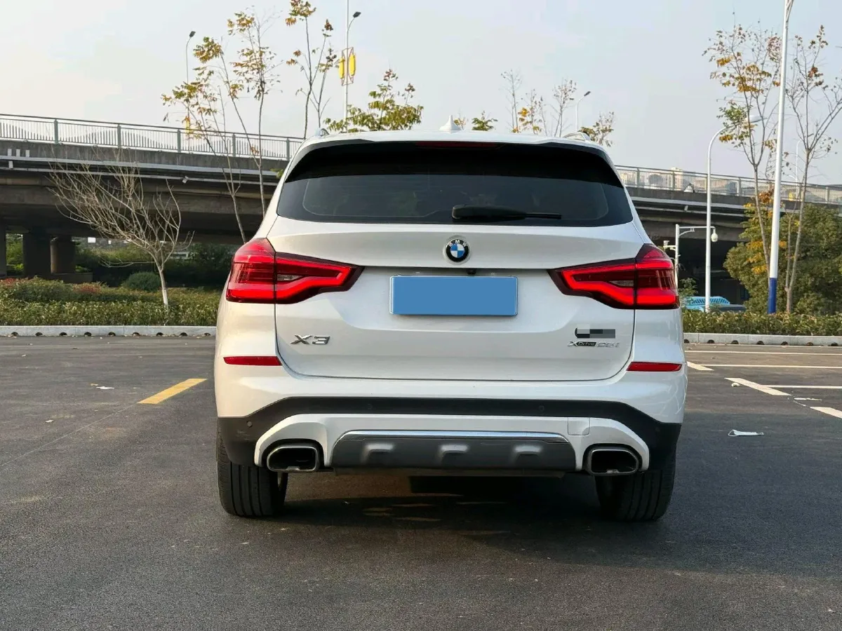 2021 BMW X3 2.0T 184HP L4 8AT,autocango,china used car exporter,china ev exporter,chinese used car exporter,chinese used ev exporter