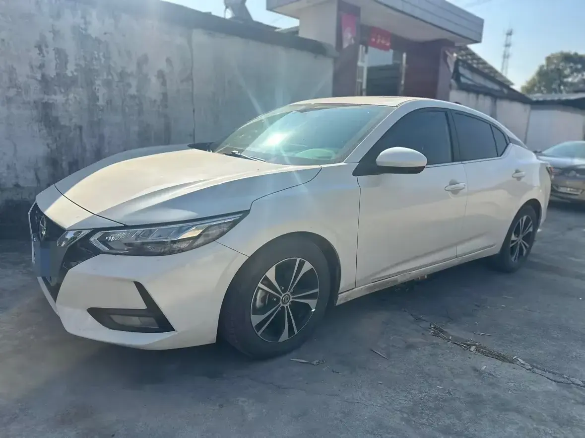 2022 Nissan Sylphy 1.6L 135HP L4 CVT 2022 Nissan Sylphy 1.6L 135HP L4 CVT