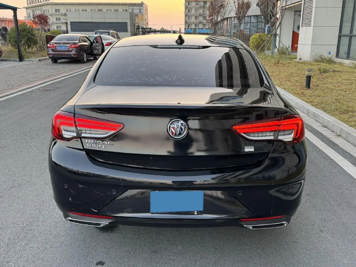2020 Buick Regal 1.5T 169HP L4 9AT,autocango,china used car exporter,china ev exporter,chinese used car exporter,chinese used ev exporter