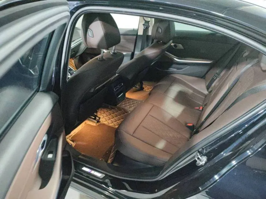 2022 BMW 3 Series 2.0T 156HP L4 8AT,autocango,china used car exporter,china ev exporter,chinese used car exporter,chinese used ev exporter