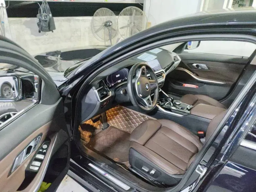 2022 BMW 3 Series 2.0T 156HP L4 8AT,autocango,china used car exporter,china ev exporter,chinese used car exporter,chinese used ev exporter