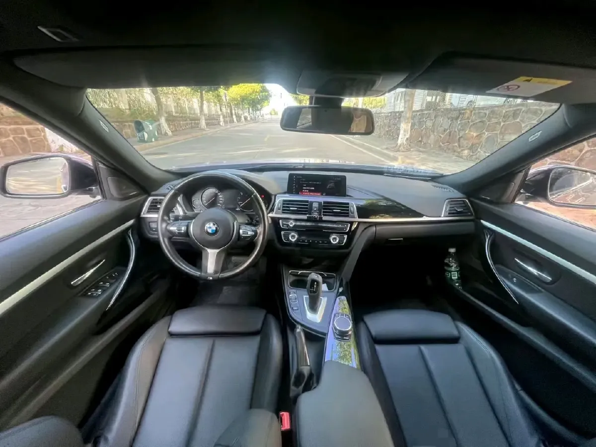 2020 BMW 3 Series GT 2.0T 184HP L4 8AT,autocango,china used car exporter,china ev exporter,chinese used car exporter,chinese used ev exporter