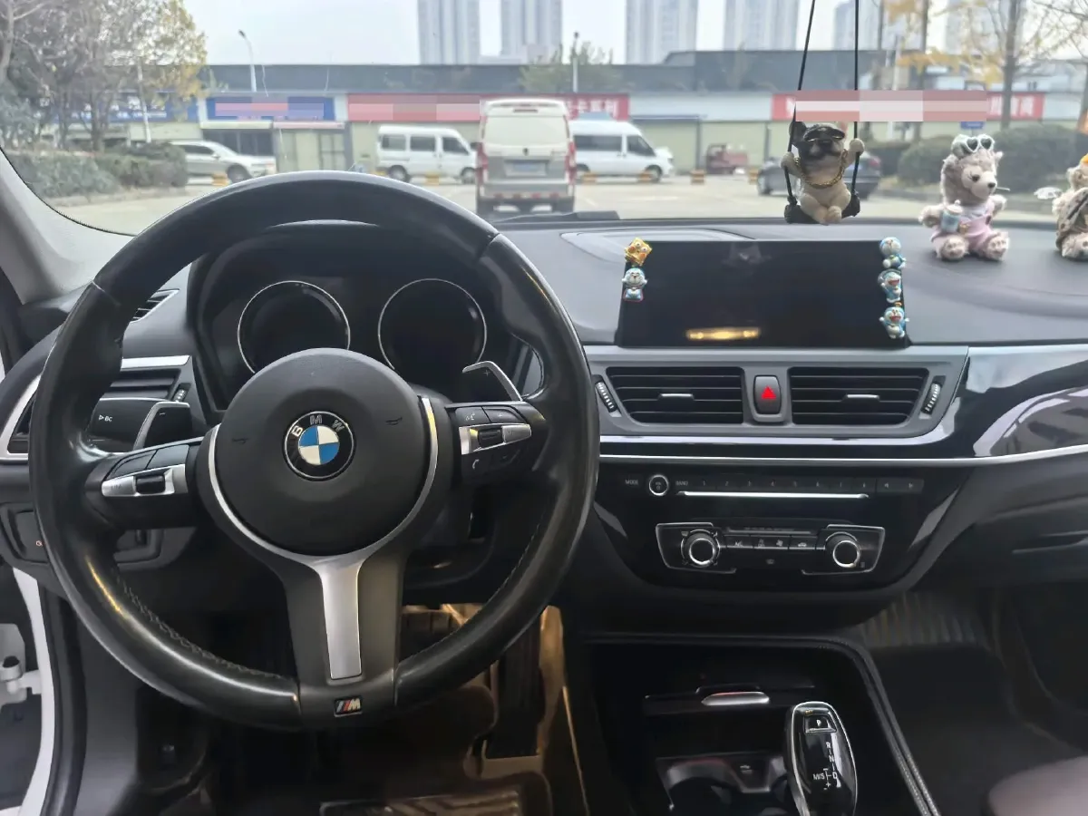 2020 BMW 1 Series 2.0T 192HP L4 7DCT,autocango,china used car exporter,china ev exporter,chinese used car exporter,chinese used ev exporter