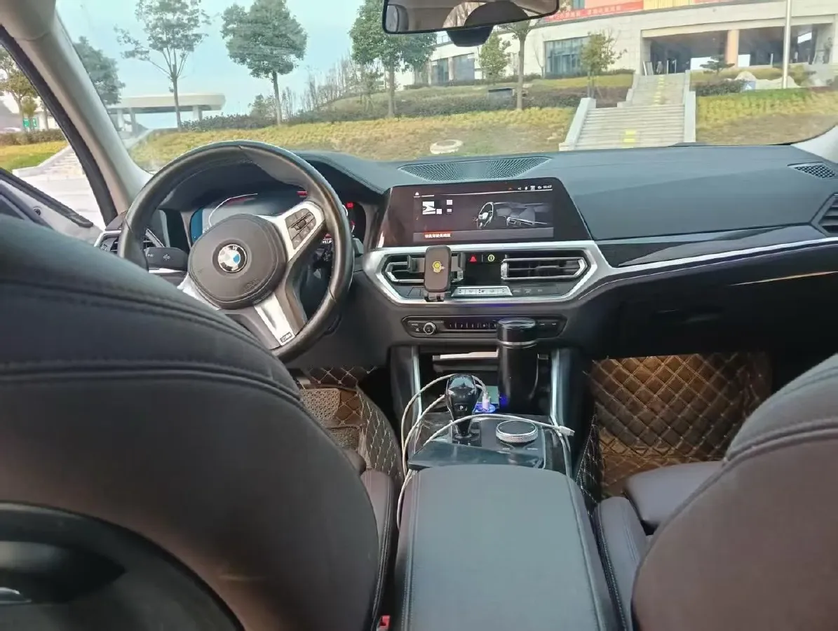 2020 BMW 3 Series 2.0T 184HP L4 8AT,autocango,china used car exporter,china ev exporter,chinese used car exporter,chinese used ev exporter