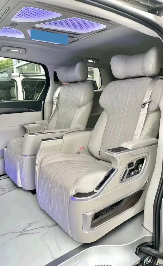 2023 Buick GL8 2.0T 237HP L4 9AT,autocango,china used car exporter,china ev exporter,chinese used car exporter,chinese used ev exporter