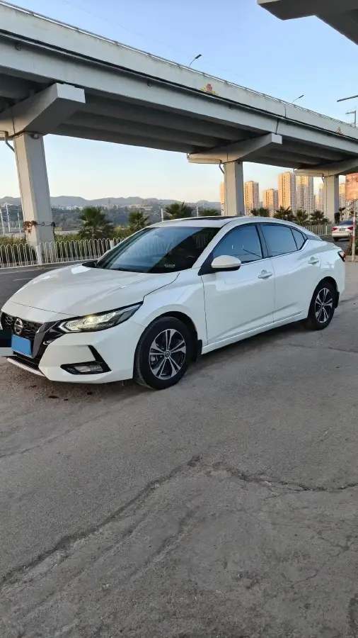 2022 Nissan Sylphy 1.6L 135HP L4 CVT