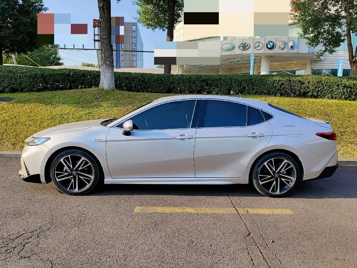 2024 Toyota Camry 2.0L 173HP L4 CVT,autocango,china used car exporter,china ev exporter,chinese used car exporter,chinese used ev exporter