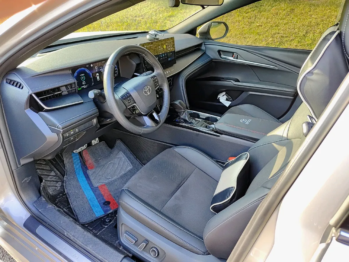 2024 Toyota Camry 2.0L 173HP L4 CVT,autocango,china used car exporter,china ev exporter,chinese used car exporter,chinese used ev exporter