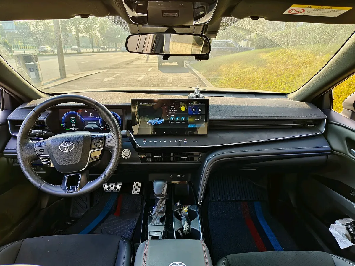 2024 Toyota Camry 2.0L 173HP L4 CVT,autocango,china used car exporter,china ev exporter,chinese used car exporter,chinese used ev exporter