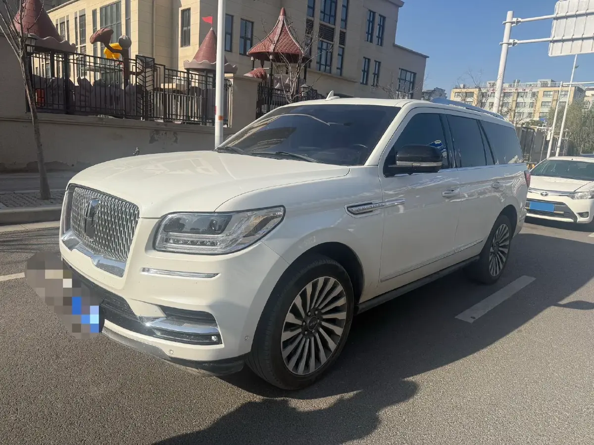 2020 Lincoln Navigator 3.5T 388HP V6 10AT