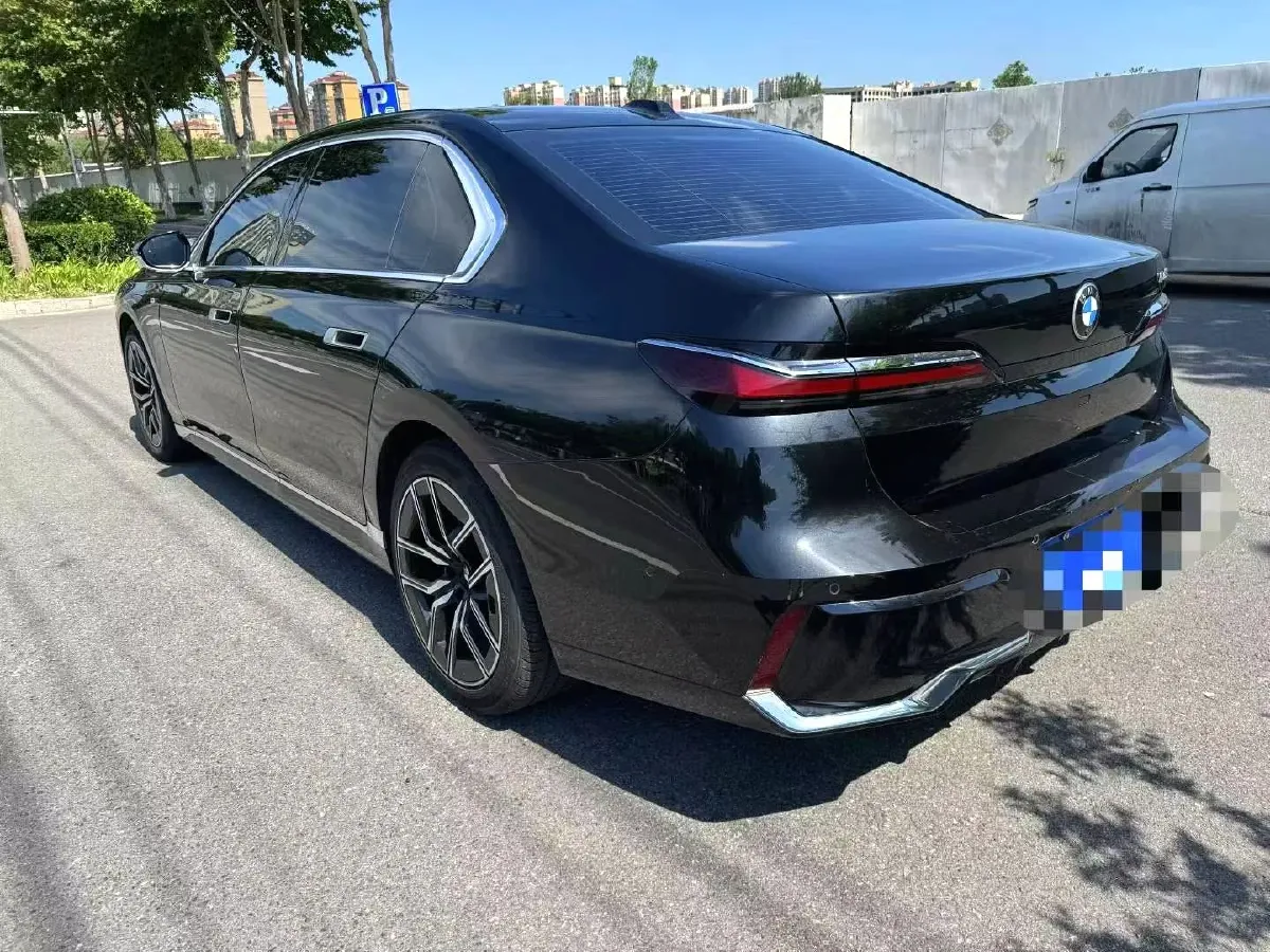 2023 BMW 7 Series 3.0T 272HP L6 8AT,autocango,china used car exporter,china ev exporter,chinese used car exporter,chinese used ev exporter