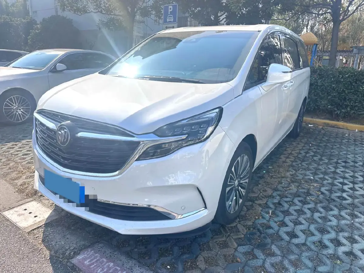 2022 Buick GL8 2.0T 237HP L4 9AT