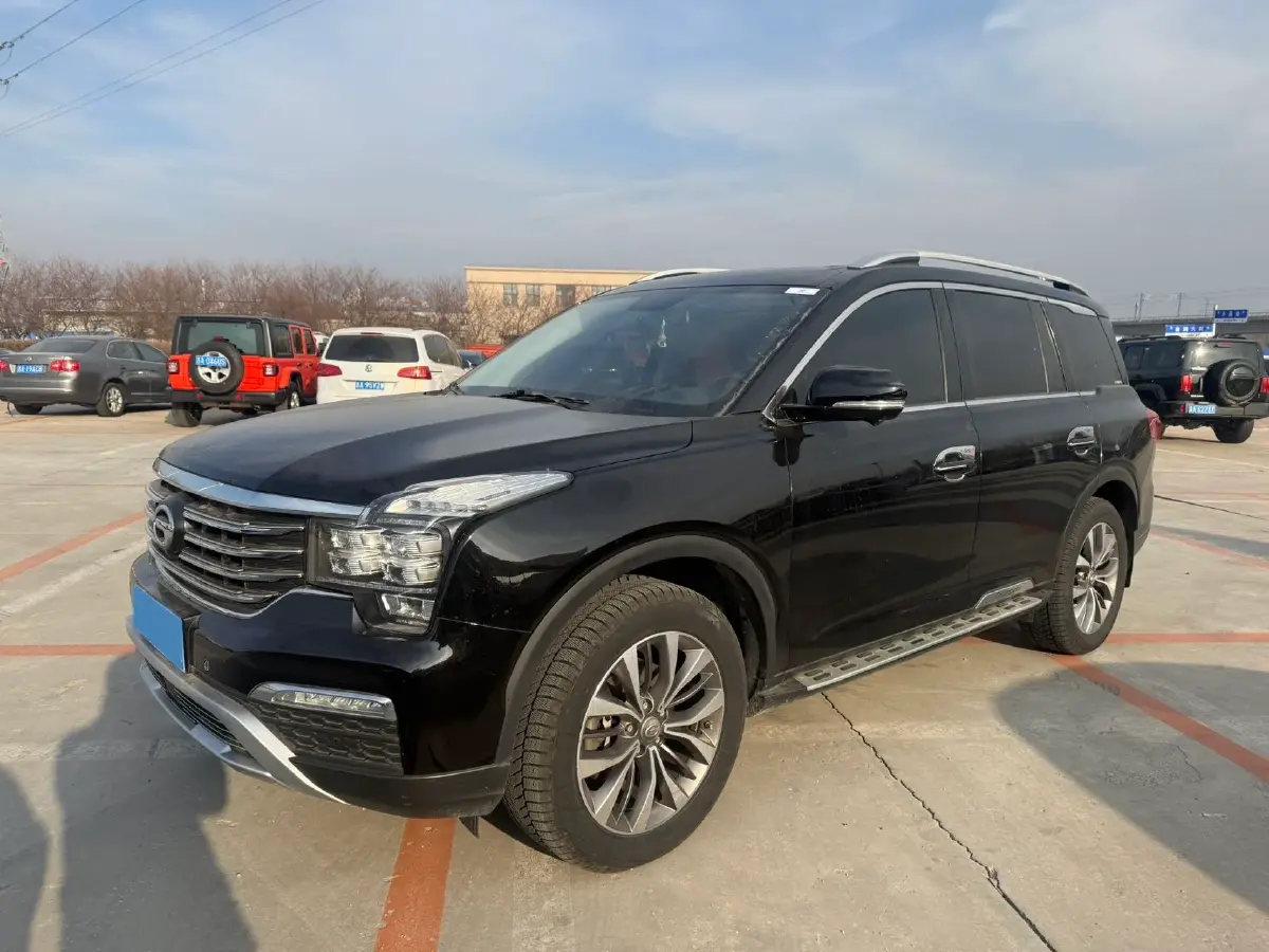 2017 GAC Trumpchi GS8 2.0T 201HP L4 6AT