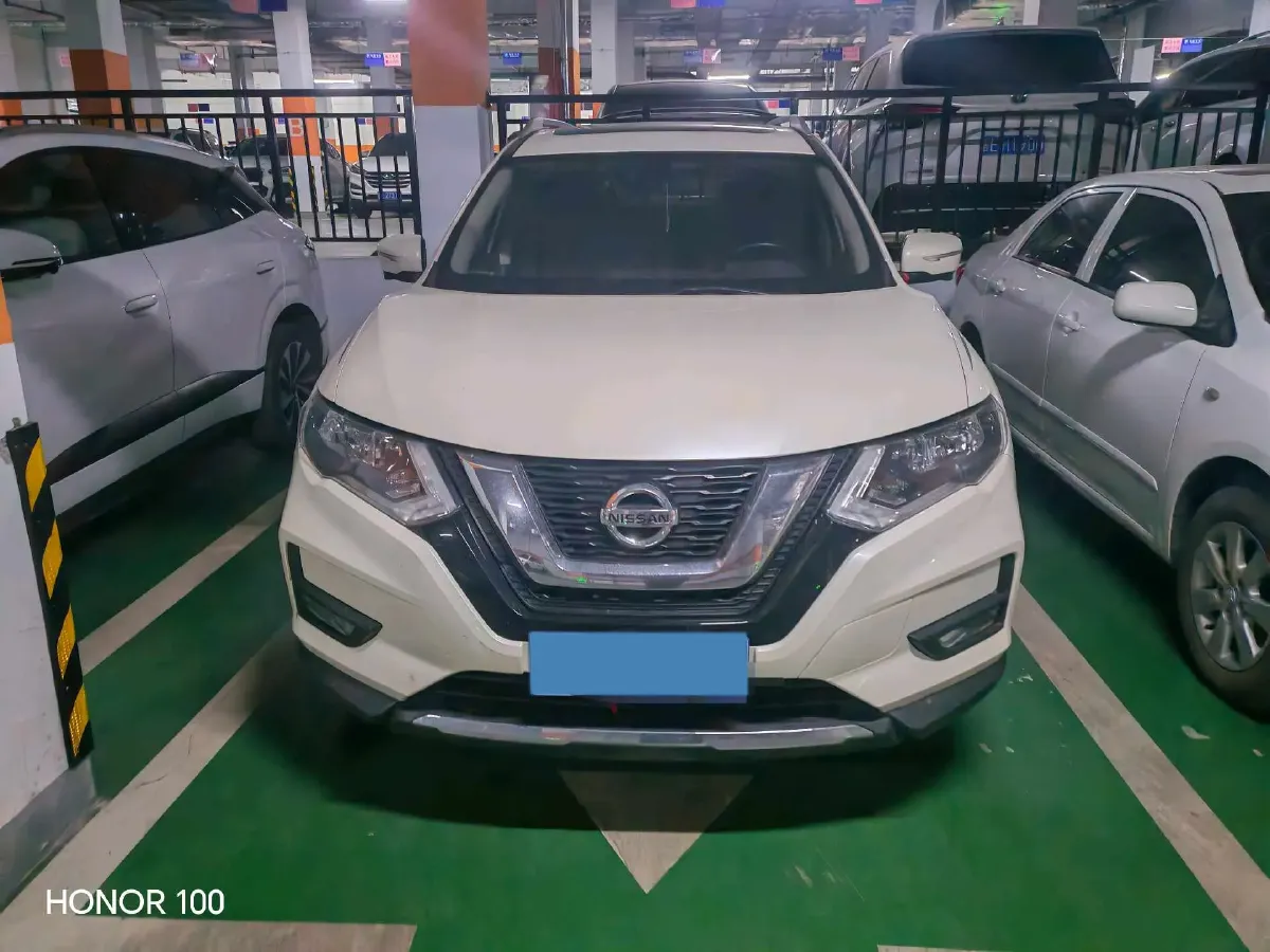 2019 Nissan X-Trail 2.0L 154HP L4 CVT,autocango,china used car exporter,china ev exporter,chinese used car exporter,chinese used ev exporter