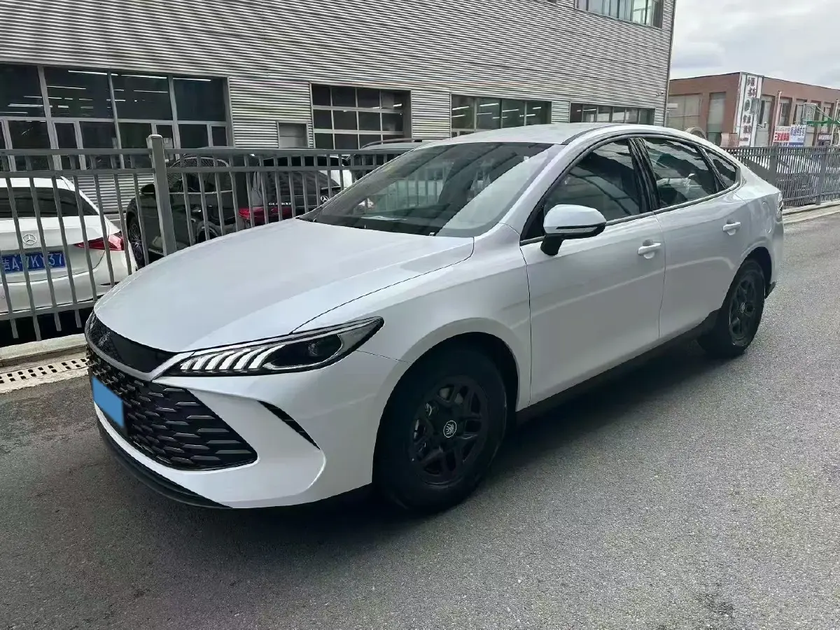 2025 BYD Qin Plus 1.5L 101HP L4 E-CVT PHEV 7.68KWH