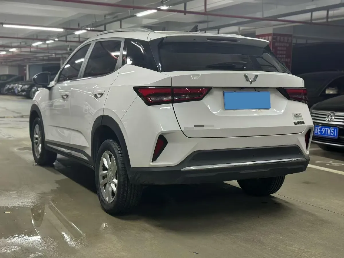 2022 WuLing XingChi 1.5L 99HP L4 6MT,autocango,china used car exporter,china ev exporter,chinese used car exporter,chinese used ev exporter