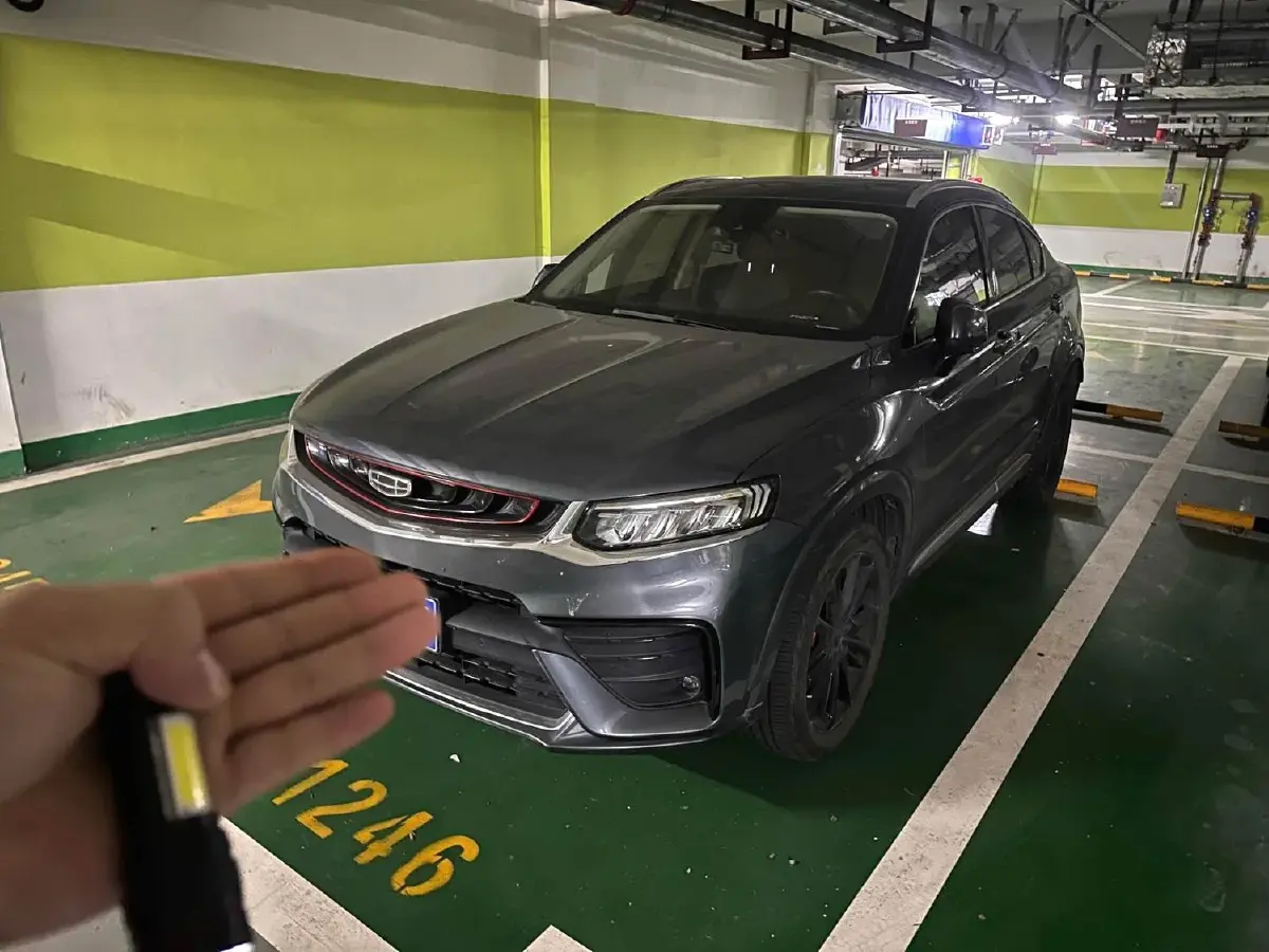 2021 Geely Tugella 2.0T 238HP L4 8AT